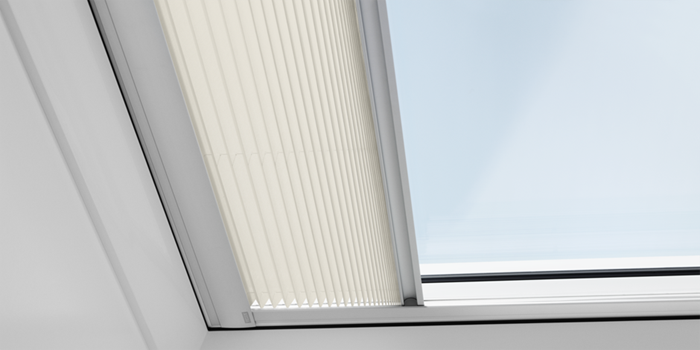 VELUX Плиссированные шторы для зенитных фонарей фото 1