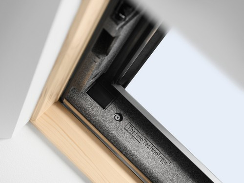 VELUX Дизайн - Мансардное окно GLL 1061 (ручка сверху) фото 9