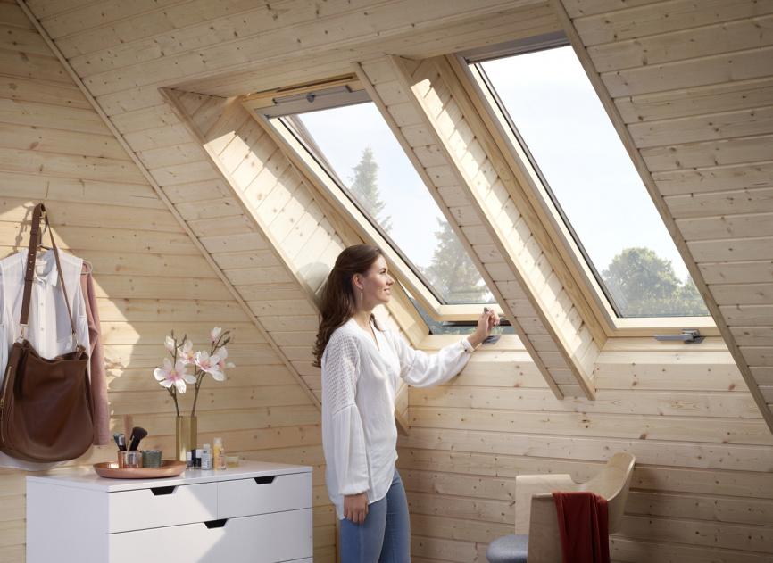 VELUX Стандарт – Мансардное окно GZR 3050B (ручка снизу) фото 2